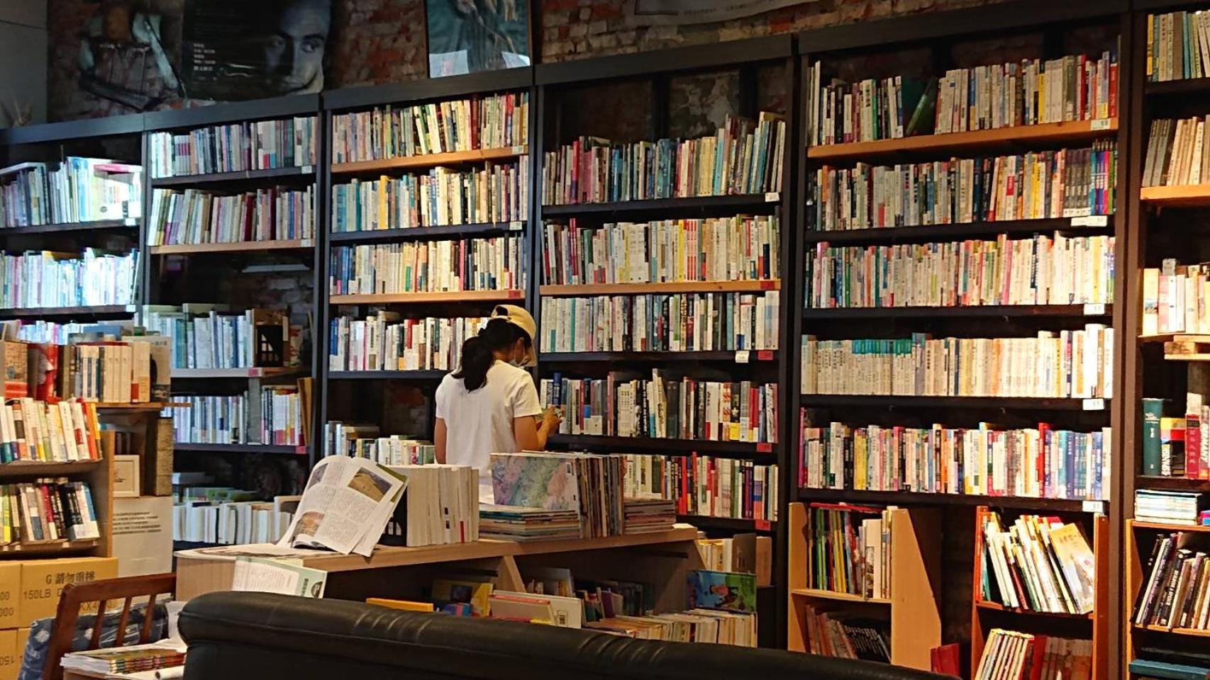 풀리 Rest Book & Bed B&B 외부 사진